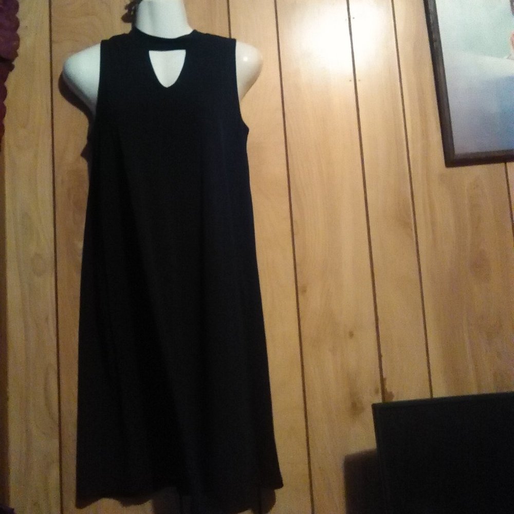 new with tags.maurice black sleeveless dress